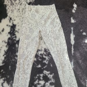 Lululemon Align High-Rise 28" Cheetah Camo Antique White Multi